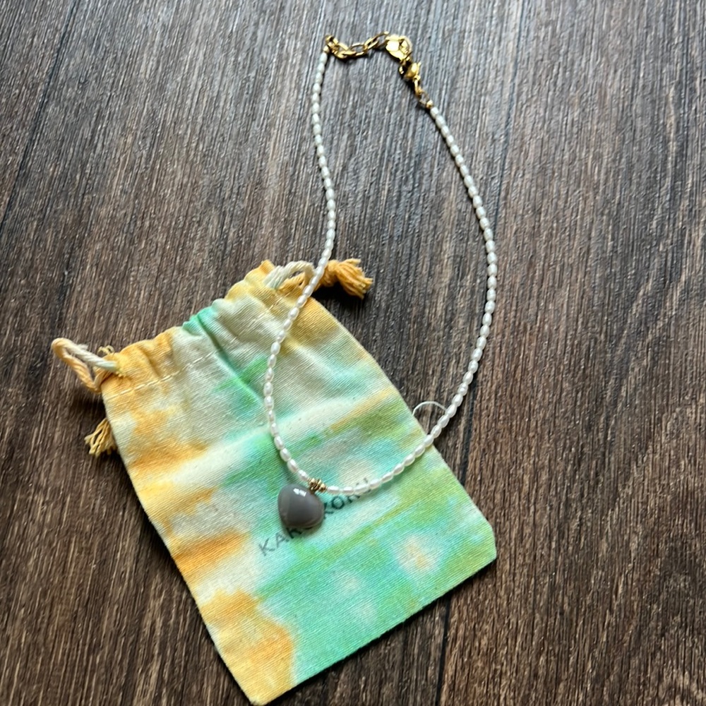 GEMSTONE MINI HEART NECKLACE